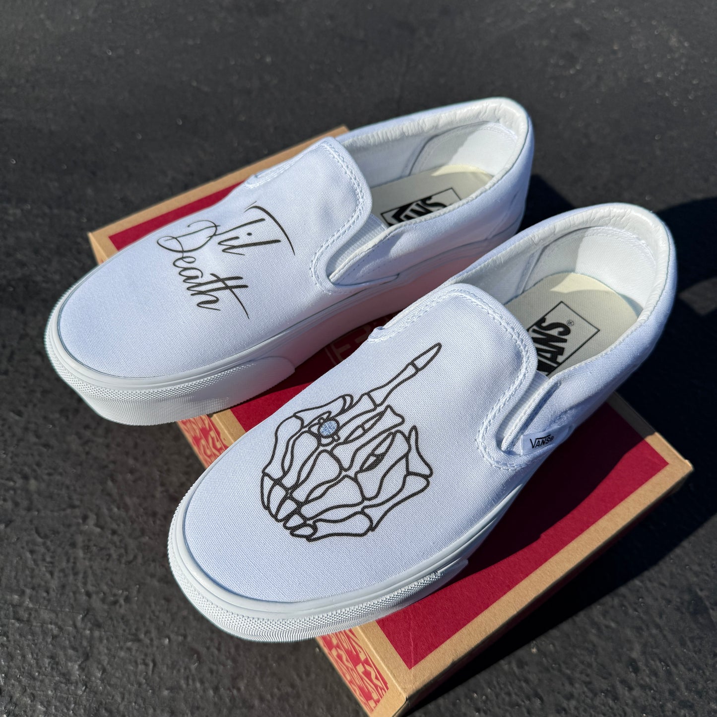 2 pairs custom Vans - Custom Order