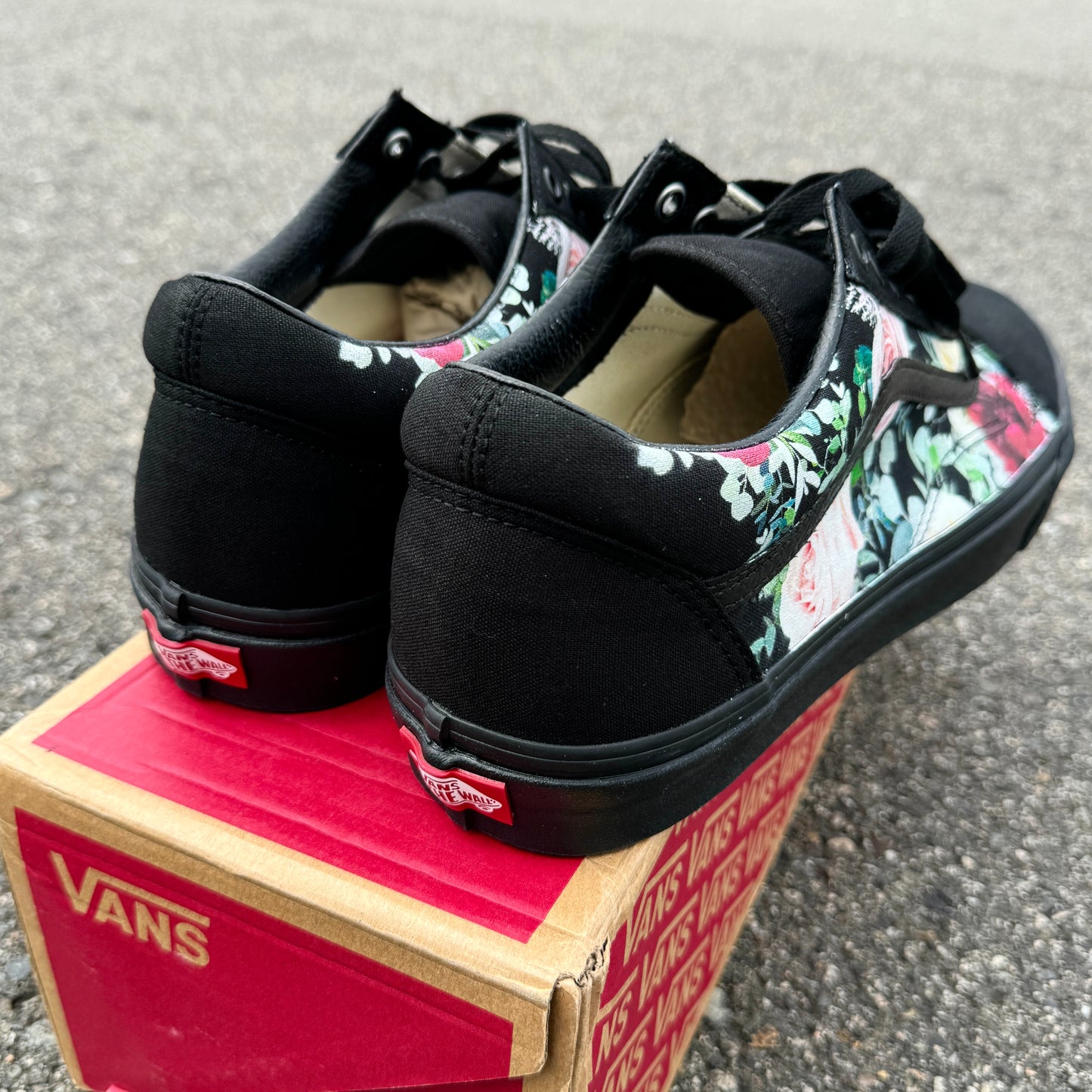 custom vans old skool