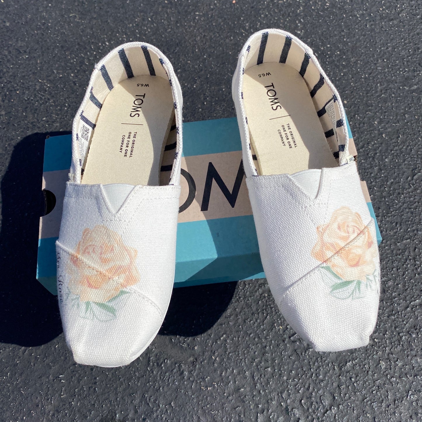 Rose Cream TOMS