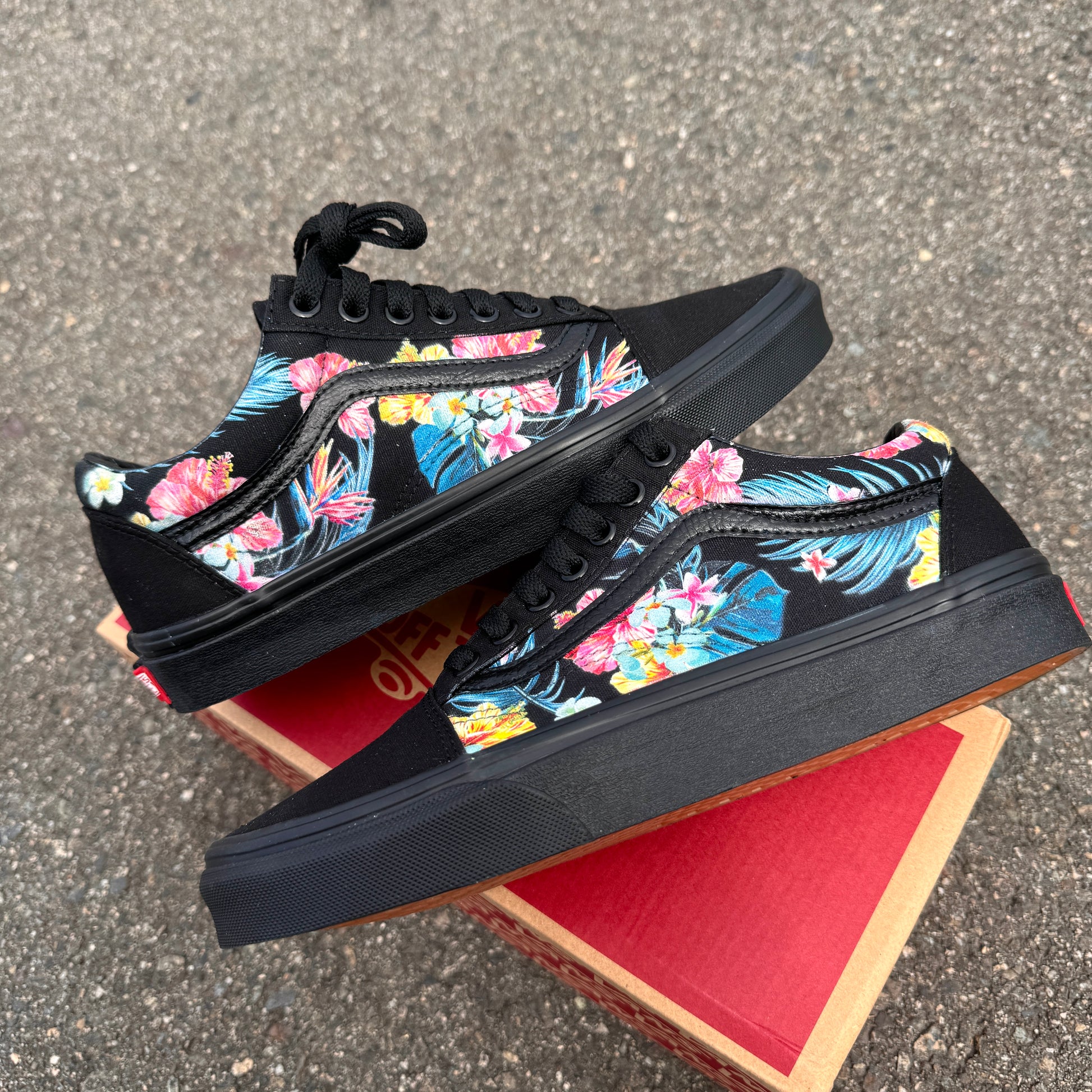 Hawaiian Tropical Floral Vans Old Skool Shoes – BlvdCustom