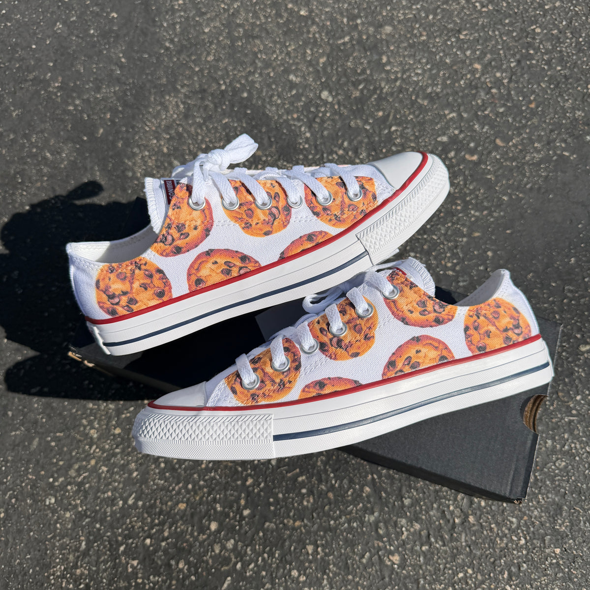 Cookies Converse Chuck Taylor Low Top Sneakers