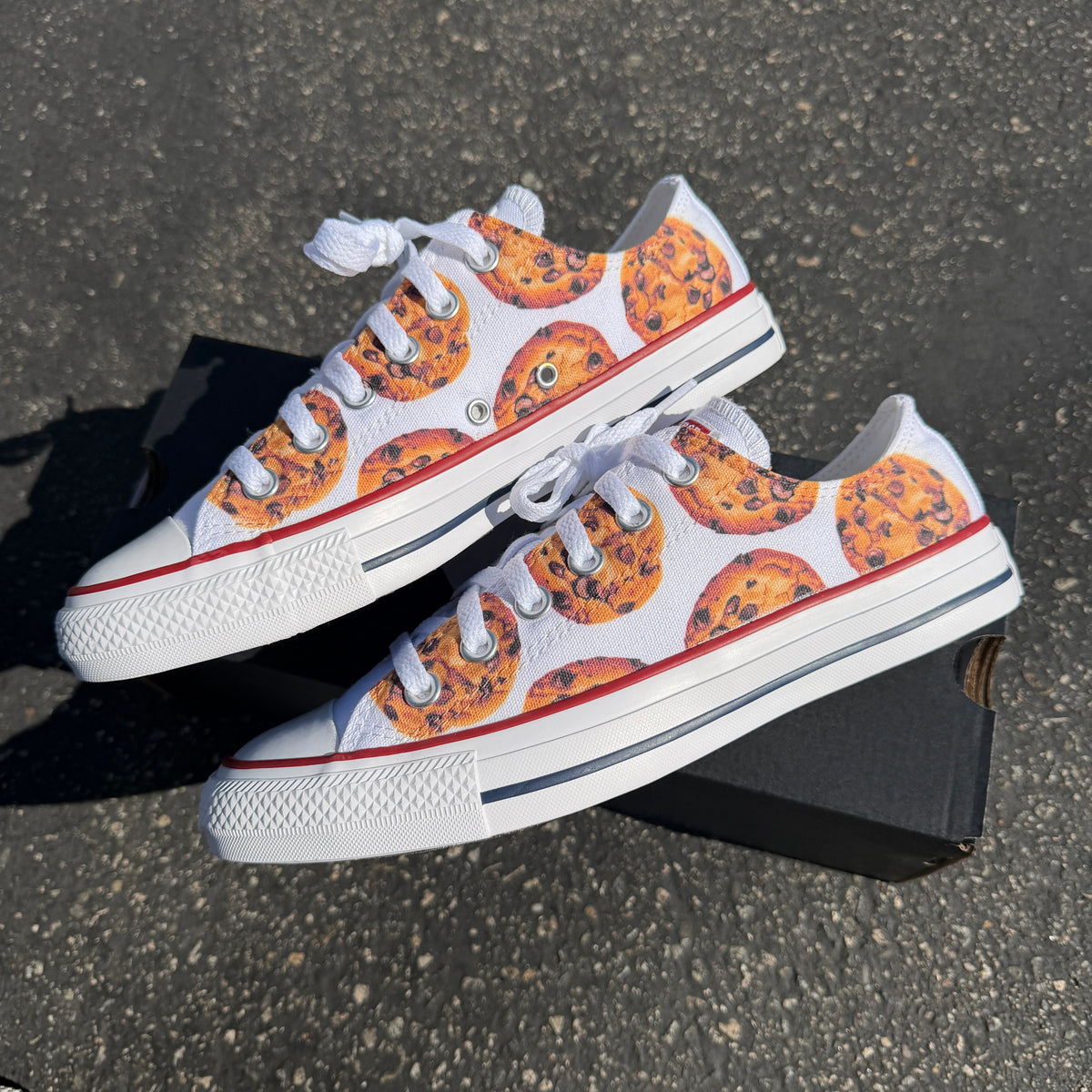 Cookies Converse Chuck Taylor Low Top Sneakers