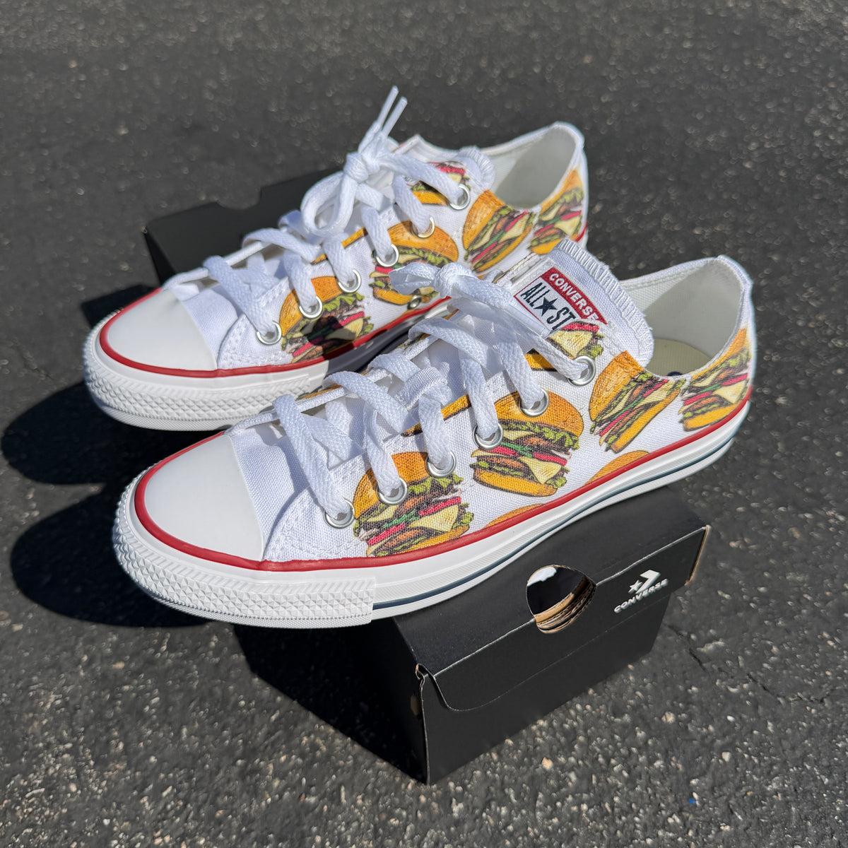 Burgers Converse Chuck Taylor Low Top Sneakers