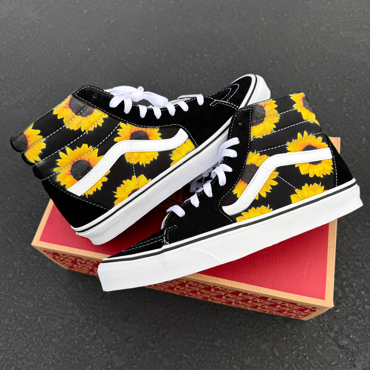 Sunflowers on Black Vans Sk8-Hi Shoes – BlvdCustom display picture 1