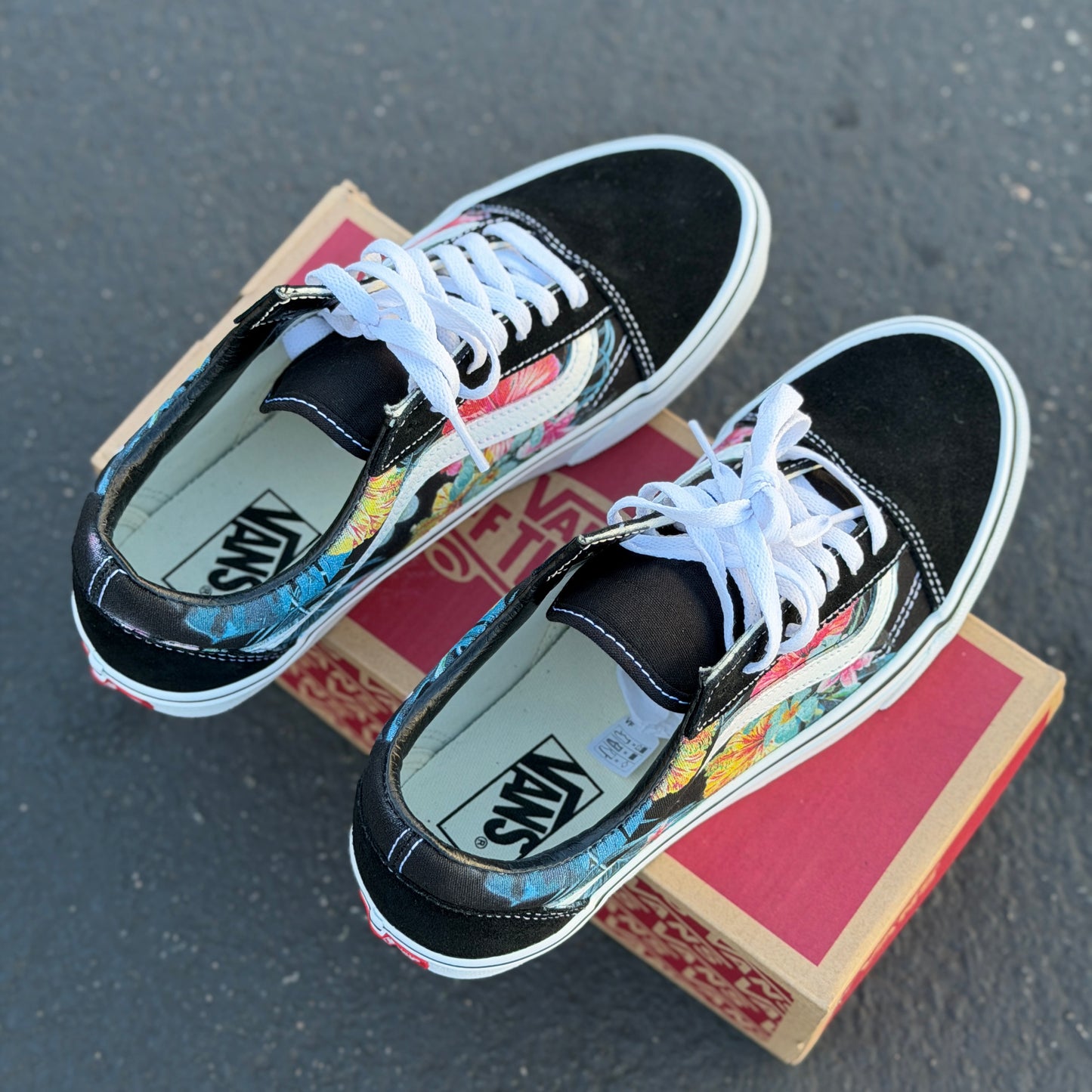 Hawaiian Tropical Floral on Black Vans Old Skool Shoes