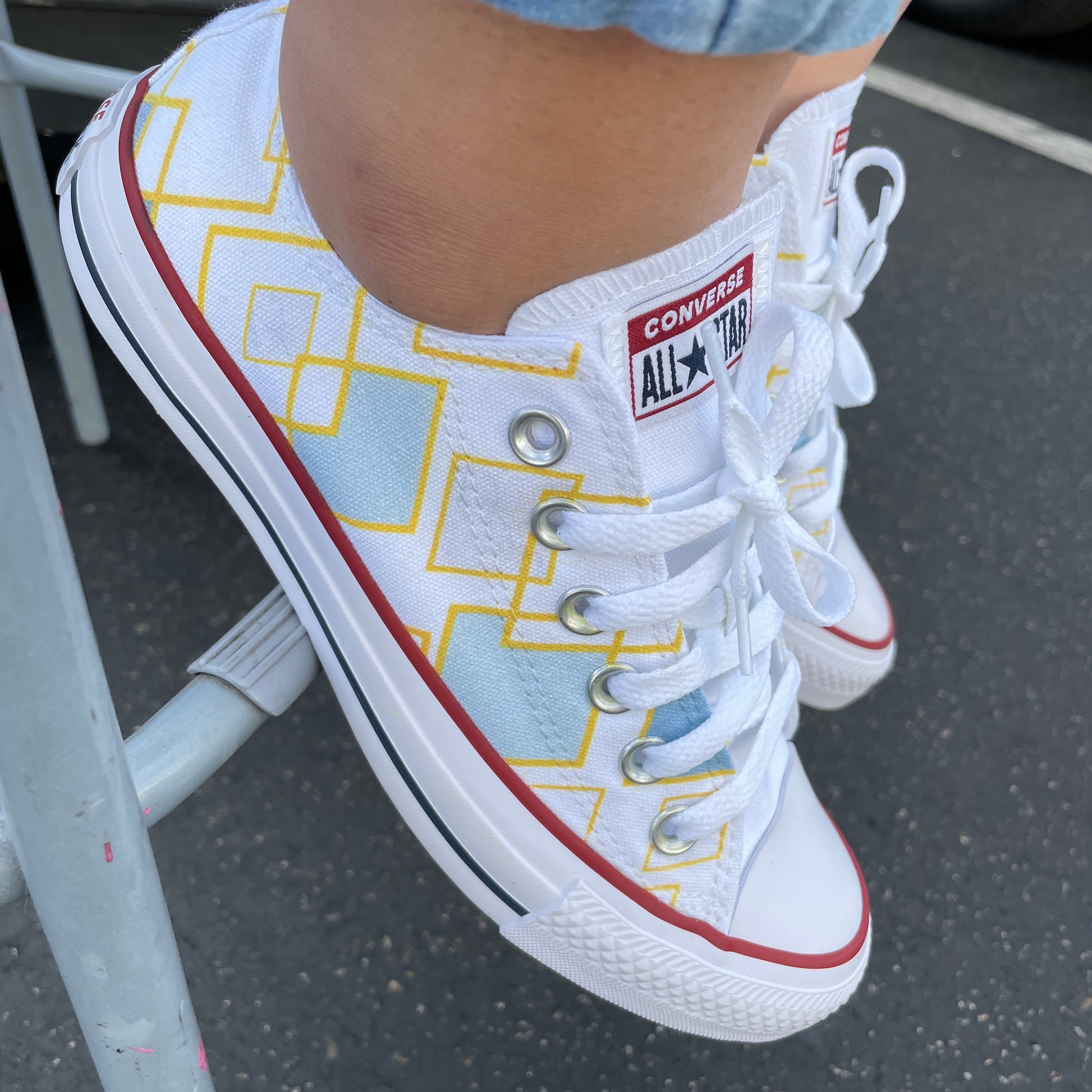 Dancing Diamond Pattern - Custom Low Top Converse