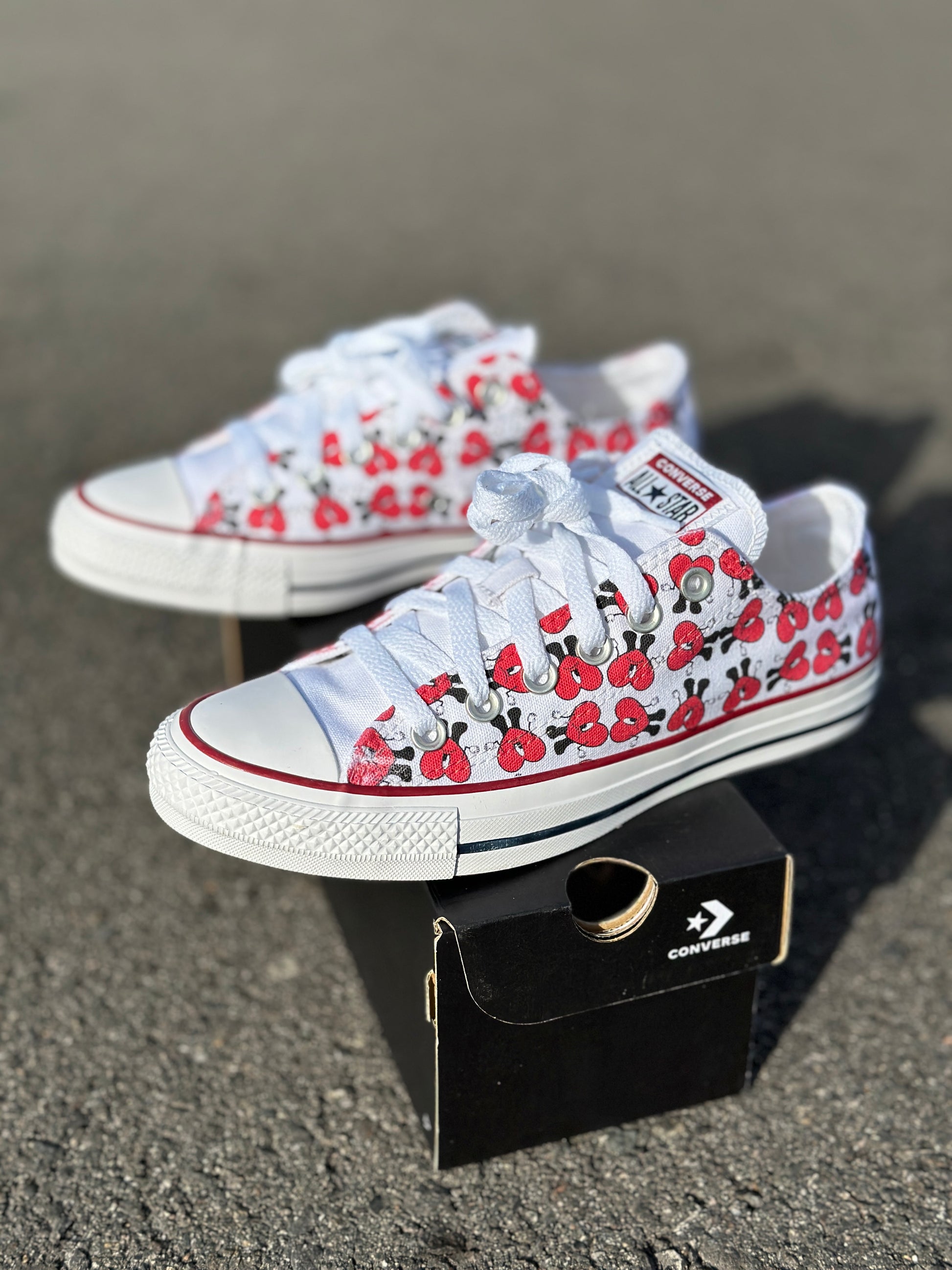 Bad Bunny Valentines Day Heart Band Low Tap - Custom Converse Shoes –  BlvdCustom