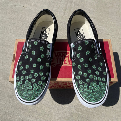 Clover - Black Slip On Vans