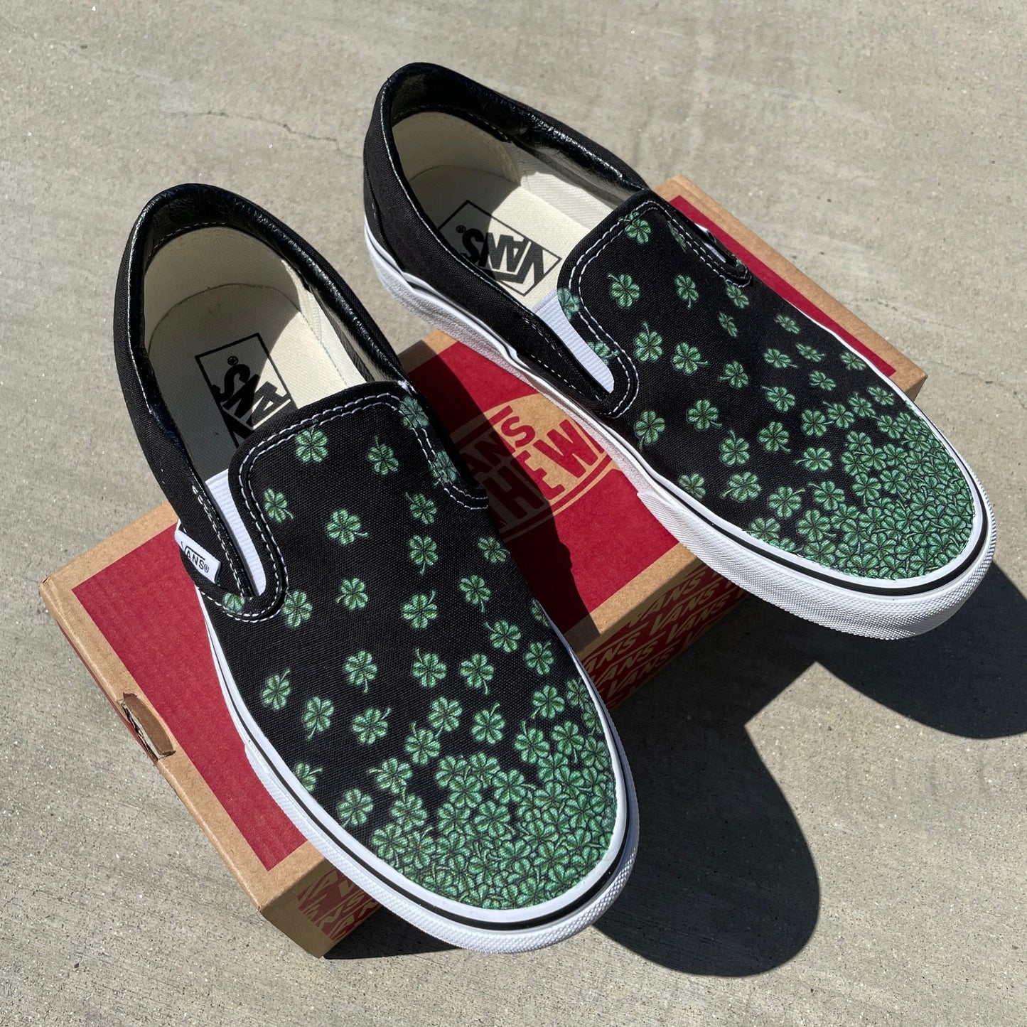 Clover - Black Slip On Vans