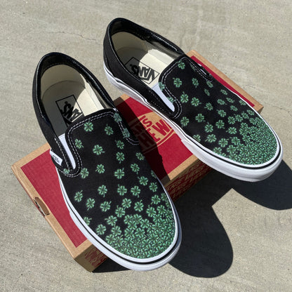 Clover - Black Slip On Vans