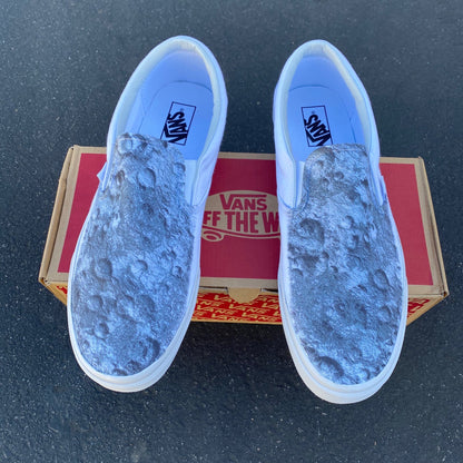 Moon Crater - White Slip On Vans