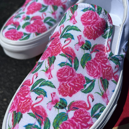 vogn fjendtlighed Lånte Hot Pink Flamingos and Roses - Custom Vans White Slip On Shoes – BlvdCustom