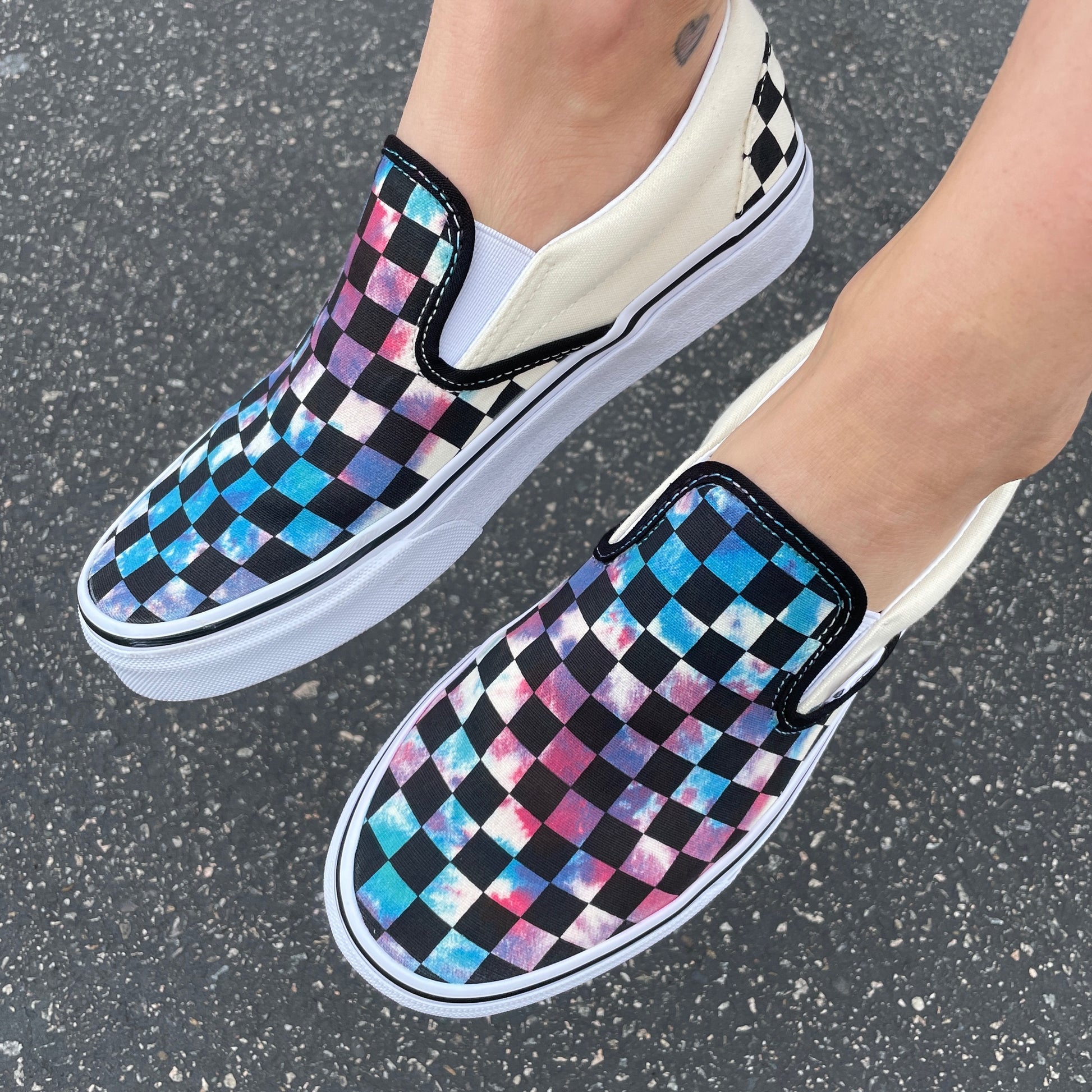 Custom Checkerboard Vans Men’s Slip On Size 9