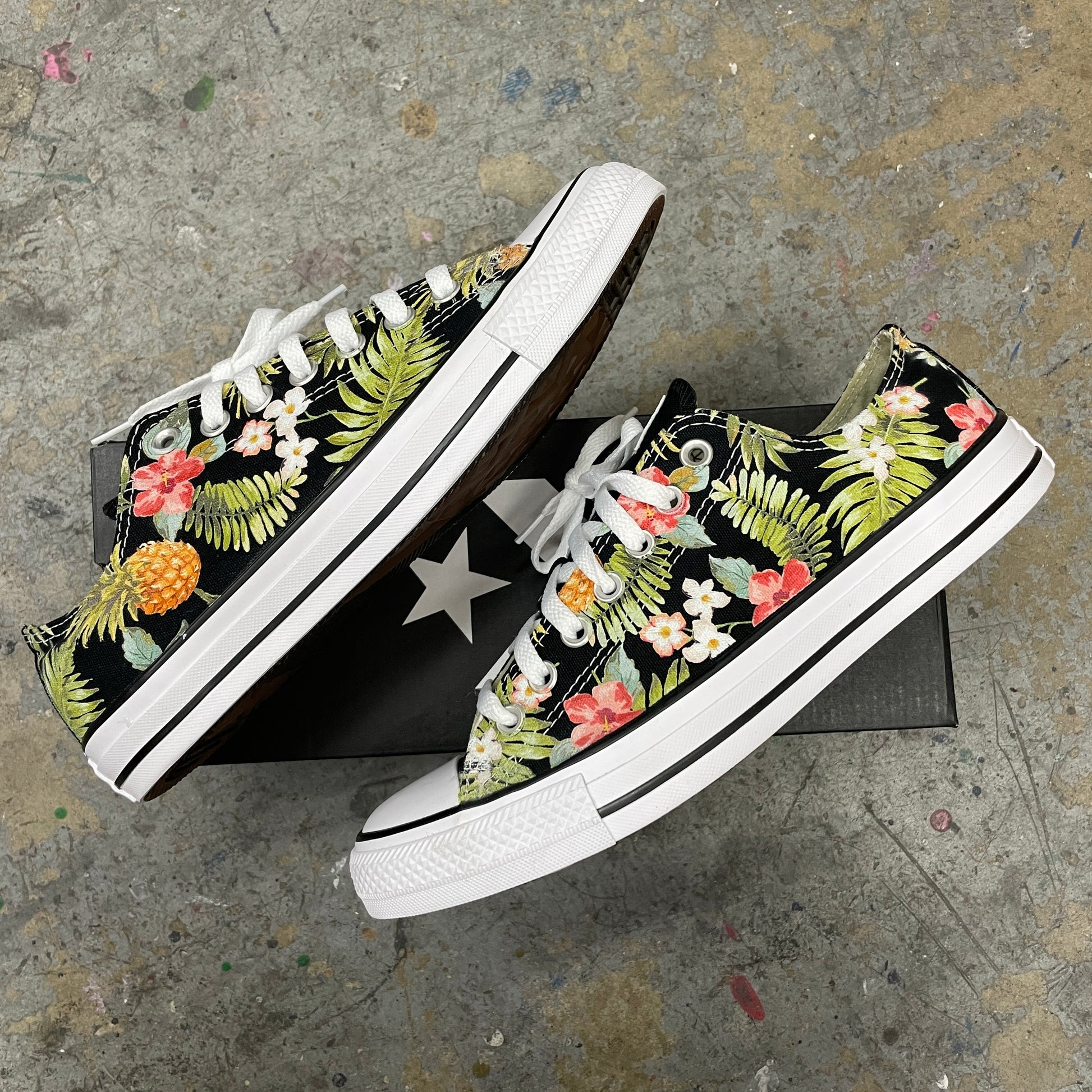 Tropical Pineapple Low Top Shoes – BlvdCustom