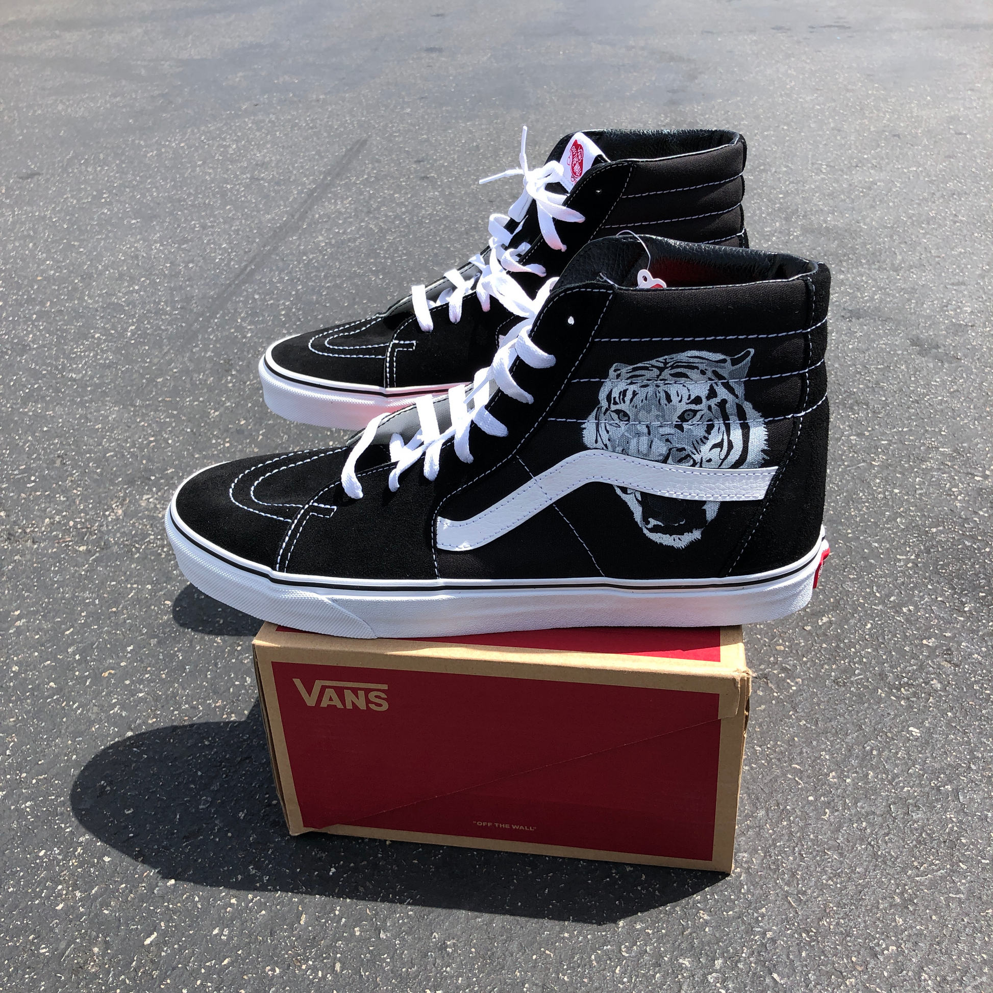 Custom Sk8 Hi Tiger Head - Custom Vans Shoes – BlvdCustom